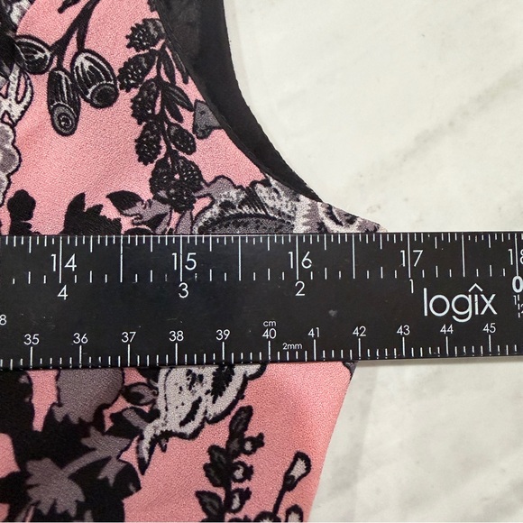 NEW Adrianna Papell Pink Floral V Neck Pleated Dress Boho Romantic Fit Flare - Picture 8 of 8